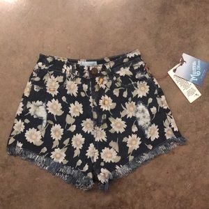 SMYMM Daisy Duke Shorts